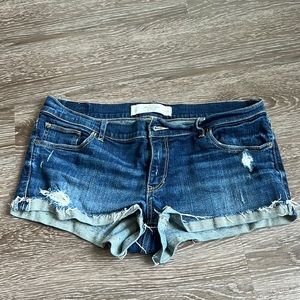 Abercrombie & Fitch distressed Jean shorts